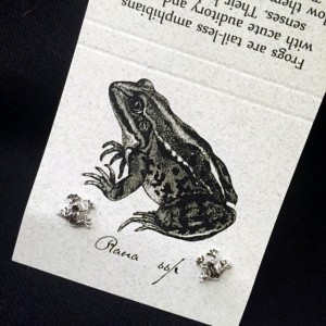 3663