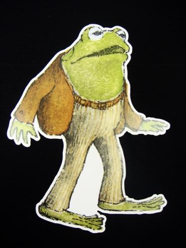 976