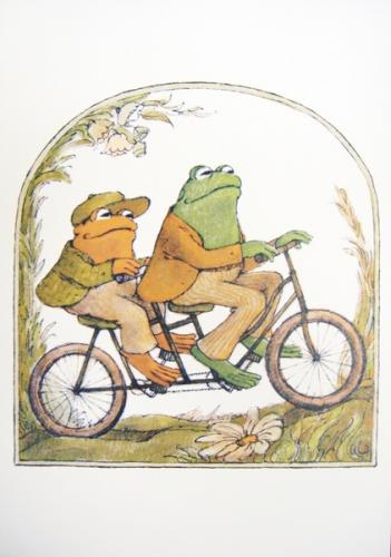 983